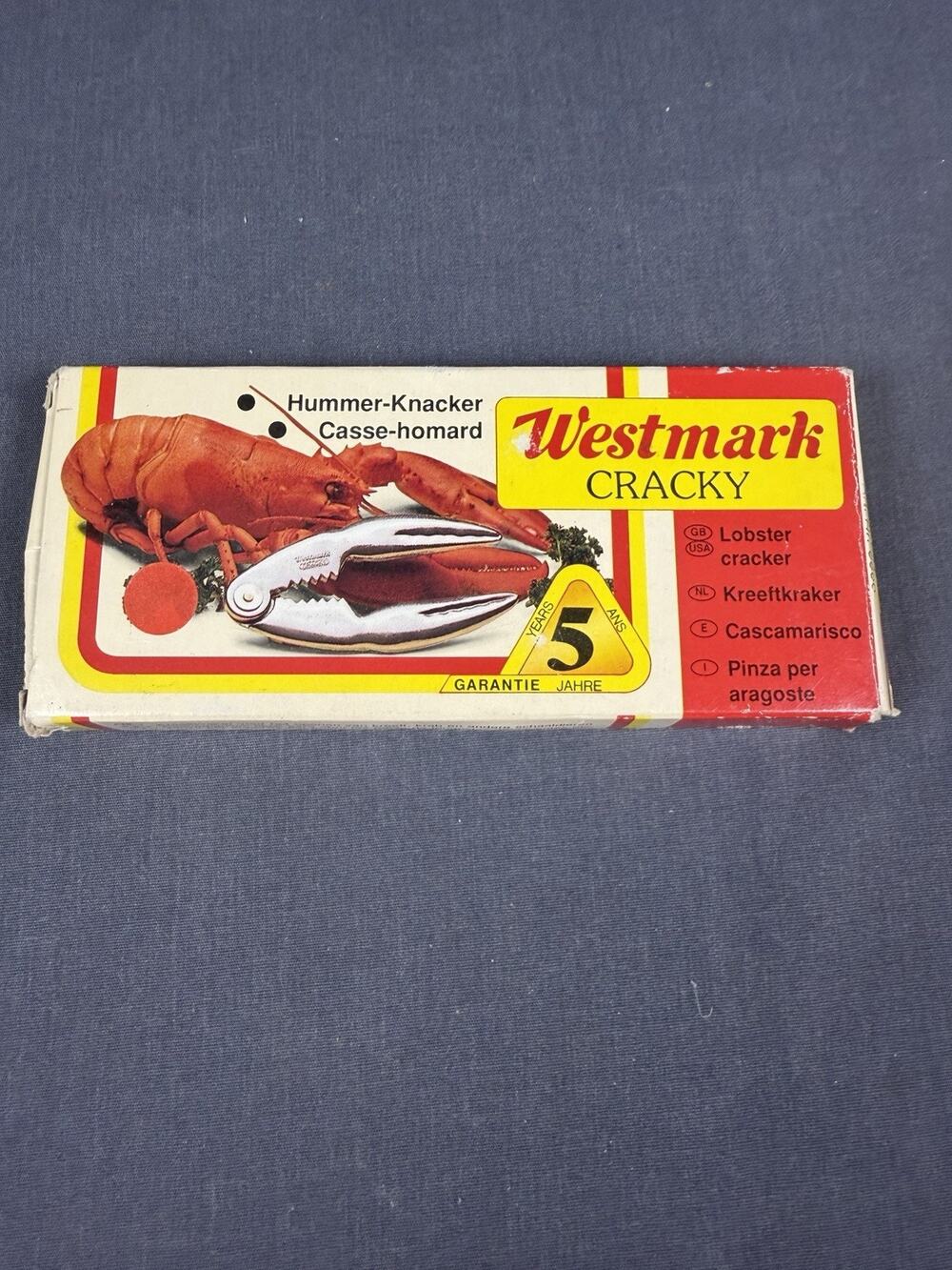 VTG Red Westmark Cast Metal Lobster/Crab Claw Shell- Nut/Seafood Cracker 5.5”